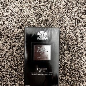 Creed Aventus Women Bath & Body Spray - Black and Silver Accents